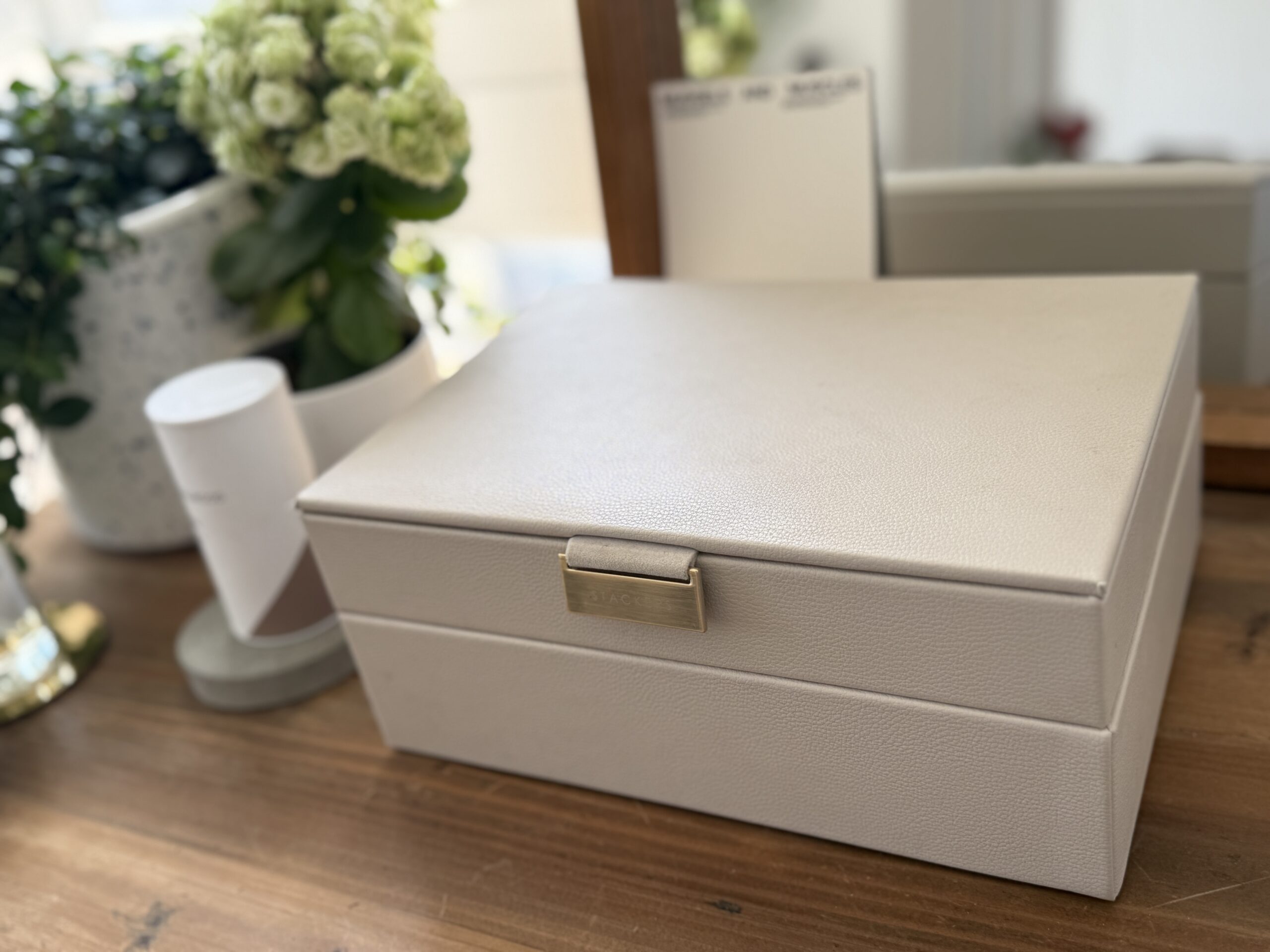 私の愛用ジュエリーBOX